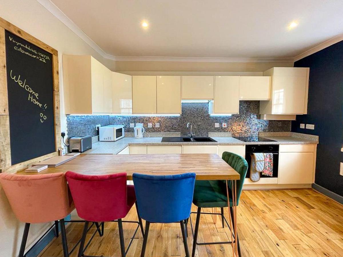 Lively & Energetic 2Br On The Royal Mile Apartment Edinburgh Ngoại thất bức ảnh