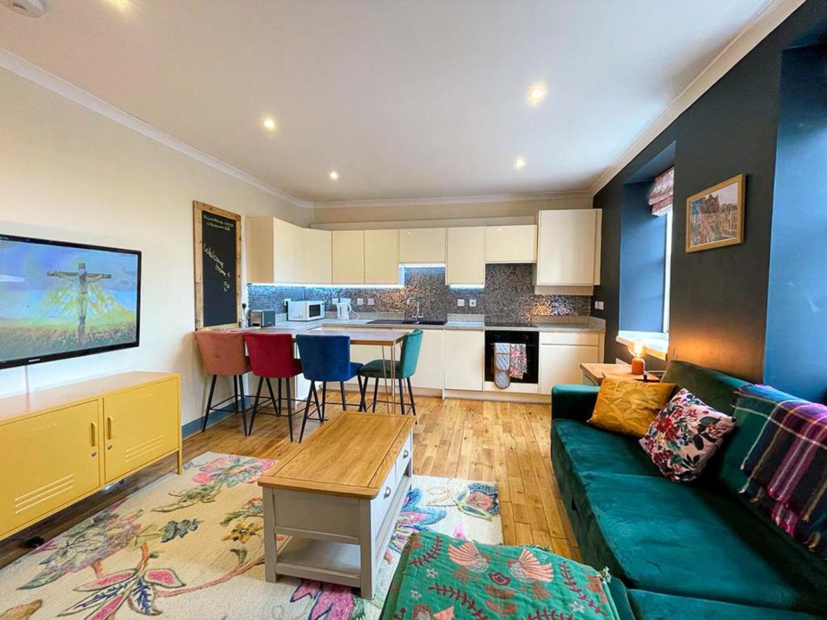 Lively & Energetic 2Br On The Royal Mile Apartment Edinburgh Ngoại thất bức ảnh