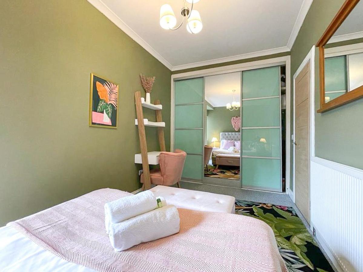 Lively & Energetic 2Br On The Royal Mile Apartment Edinburgh Ngoại thất bức ảnh