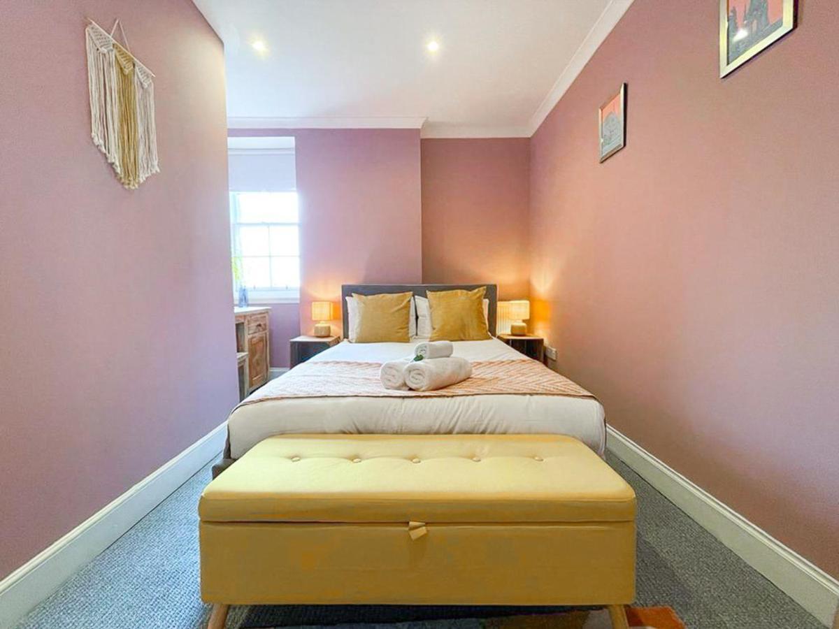 Lively & Energetic 2Br On The Royal Mile Apartment Edinburgh Ngoại thất bức ảnh