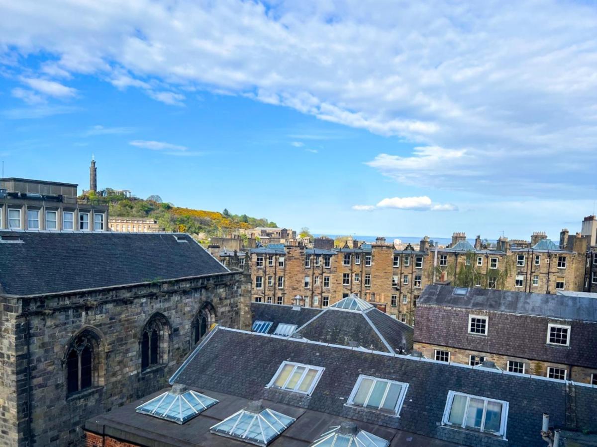 Lively & Energetic 2Br On The Royal Mile Apartment Edinburgh Ngoại thất bức ảnh